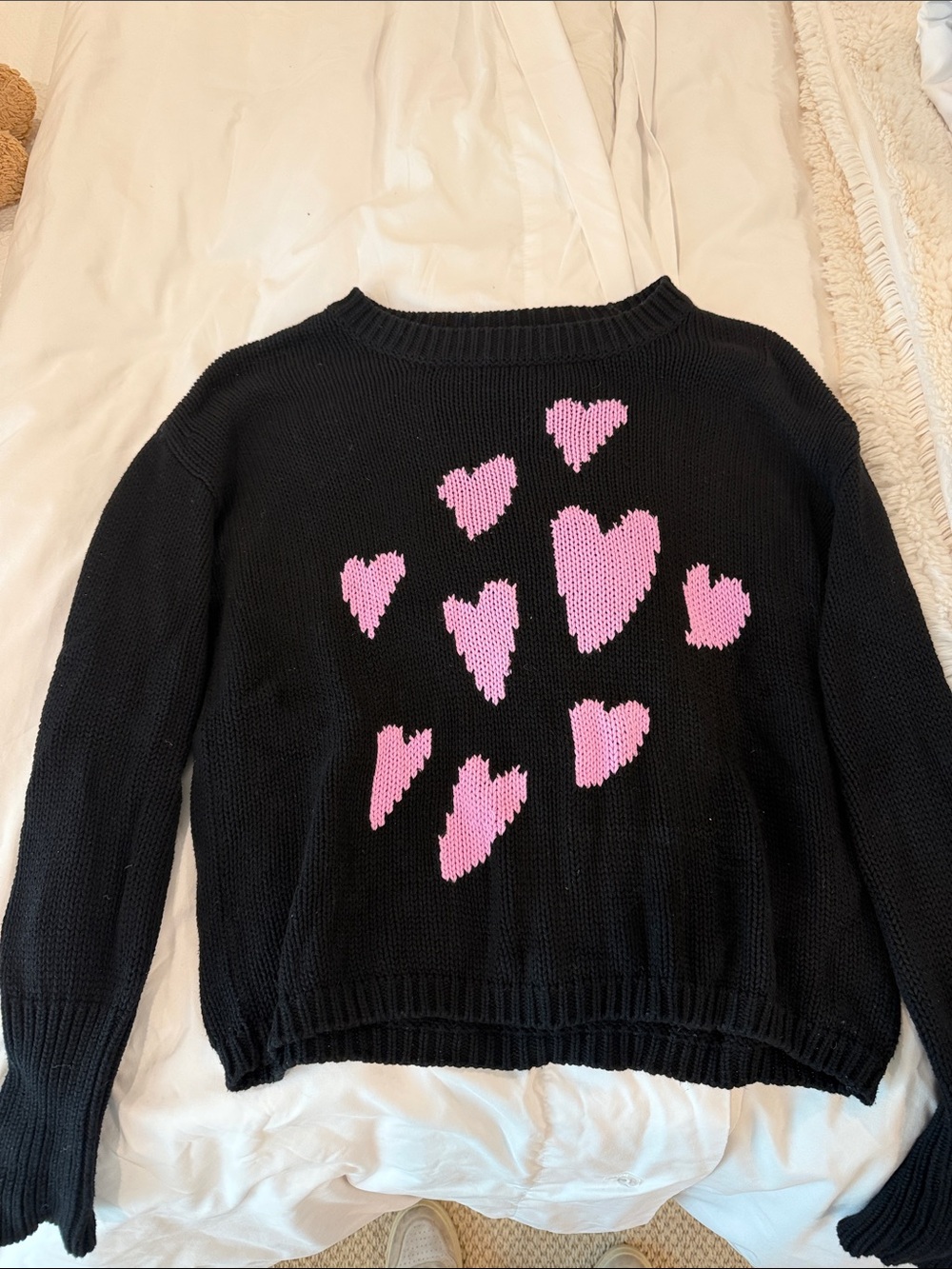 525 Black Sweater with Pink Heart Motif - Women. Small tear on back